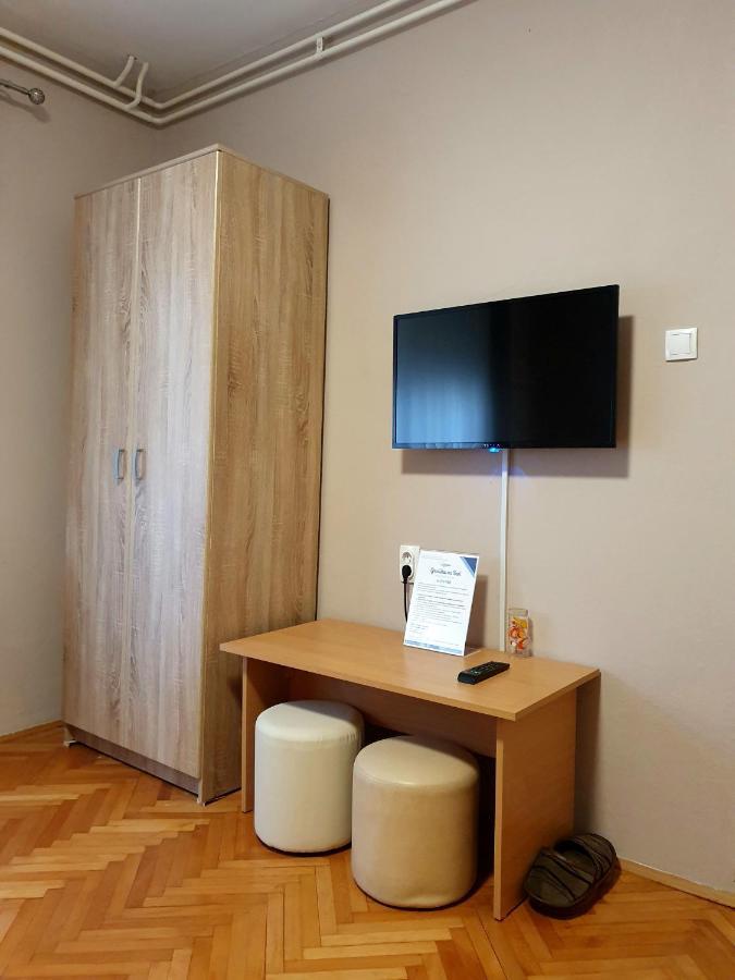 Gradiska Na Savi Apartmani I Sobe Esterno foto