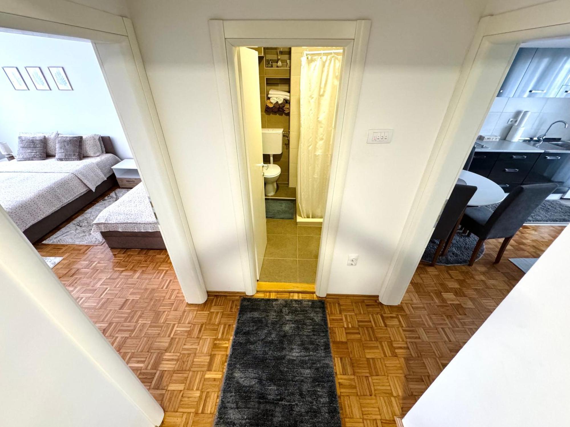 Gradiska Na Savi Apartmani I Sobe Esterno foto