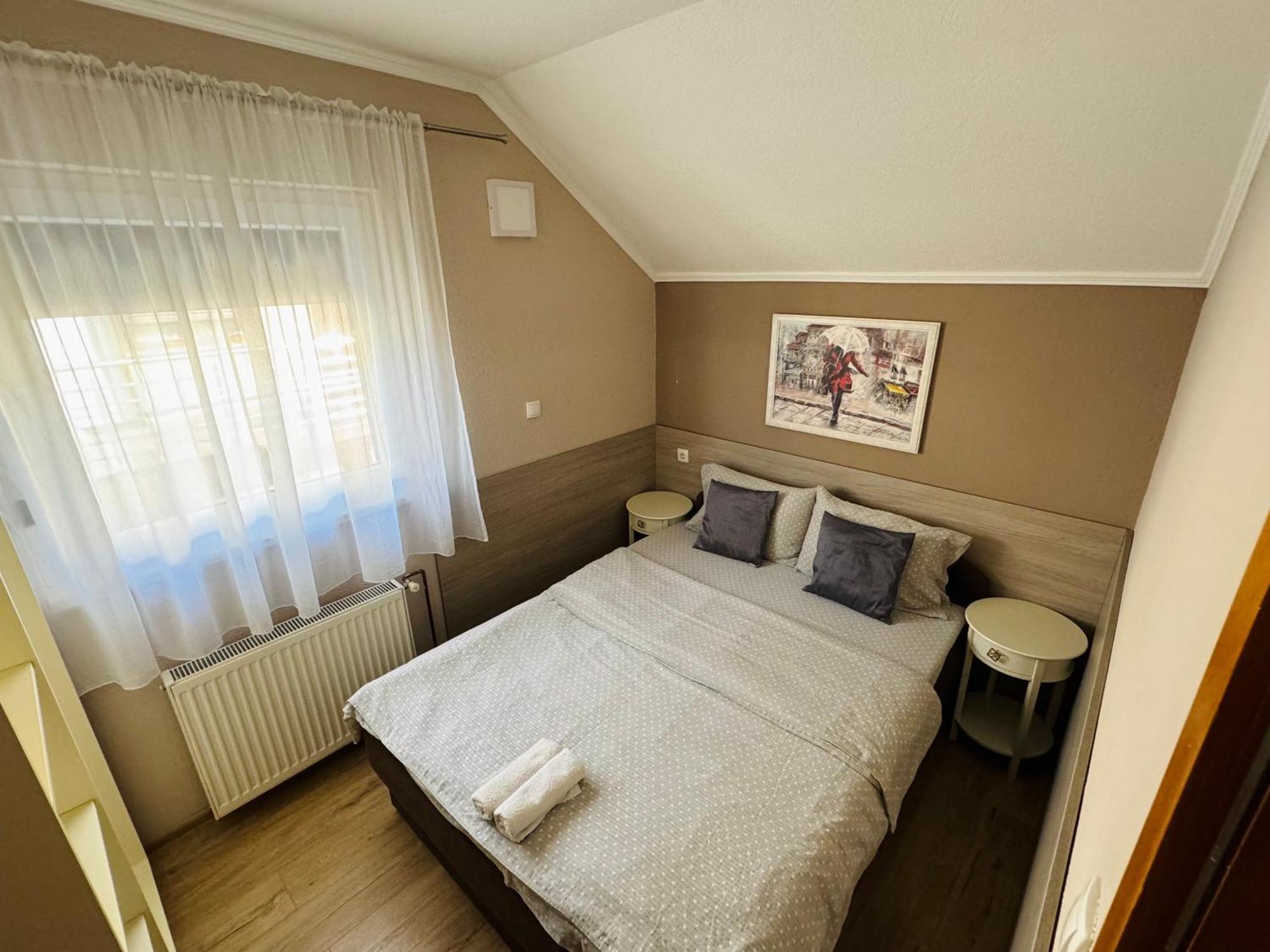 Gradiska Na Savi Apartmani I Sobe Esterno foto