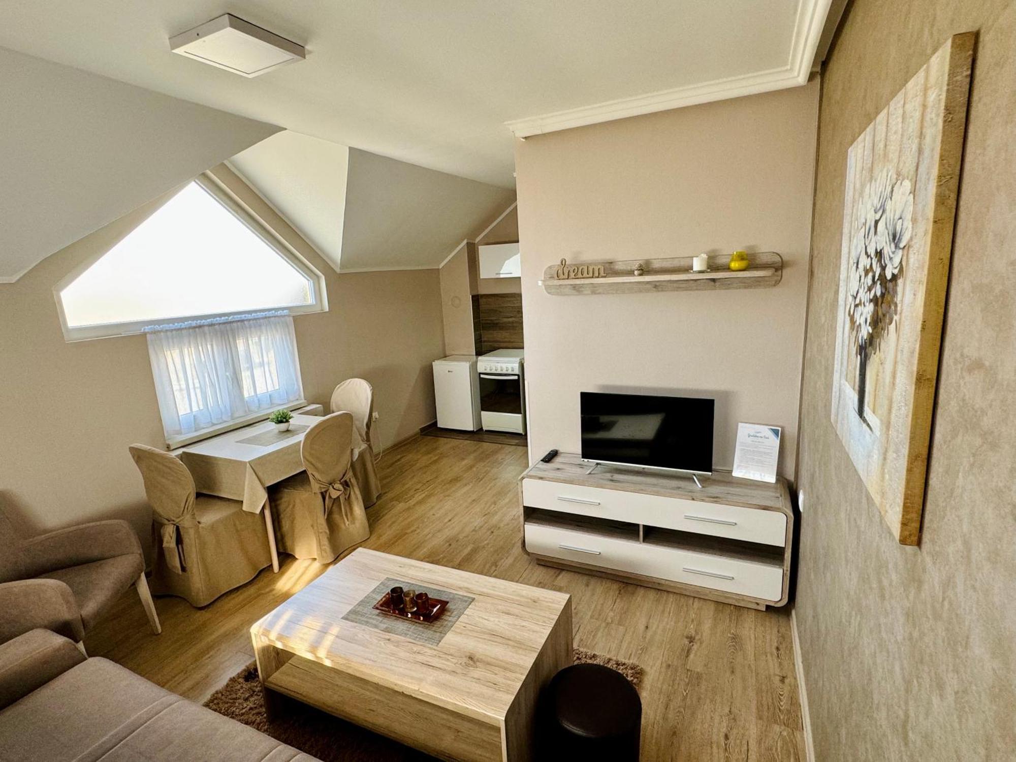 Gradiska Na Savi Apartmani I Sobe Esterno foto