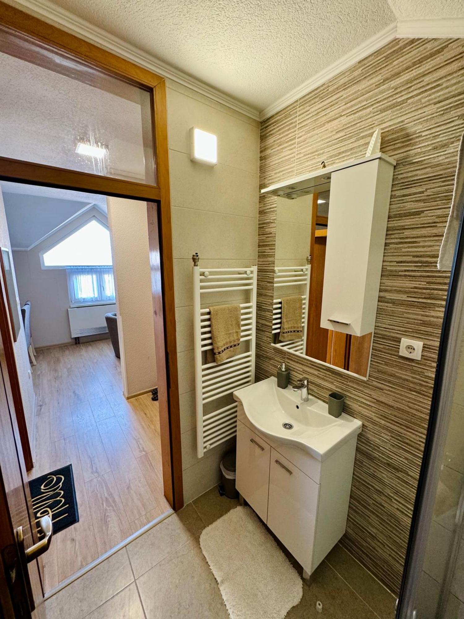 Gradiska Na Savi Apartmani I Sobe Esterno foto