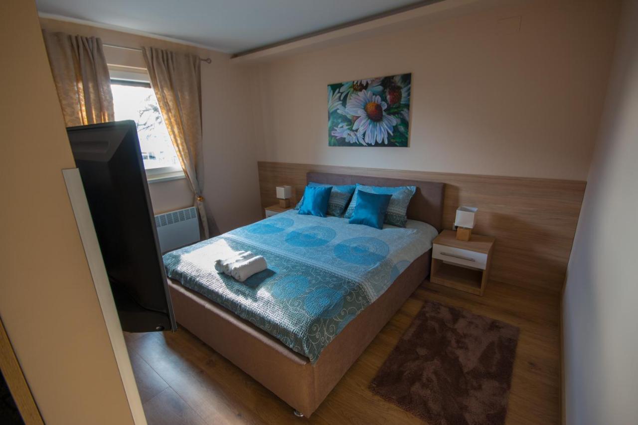 Gradiska Na Savi Apartmani I Sobe Esterno foto