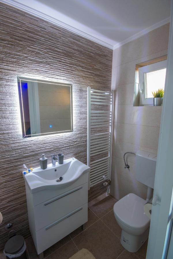 Gradiska Na Savi Apartmani I Sobe Esterno foto