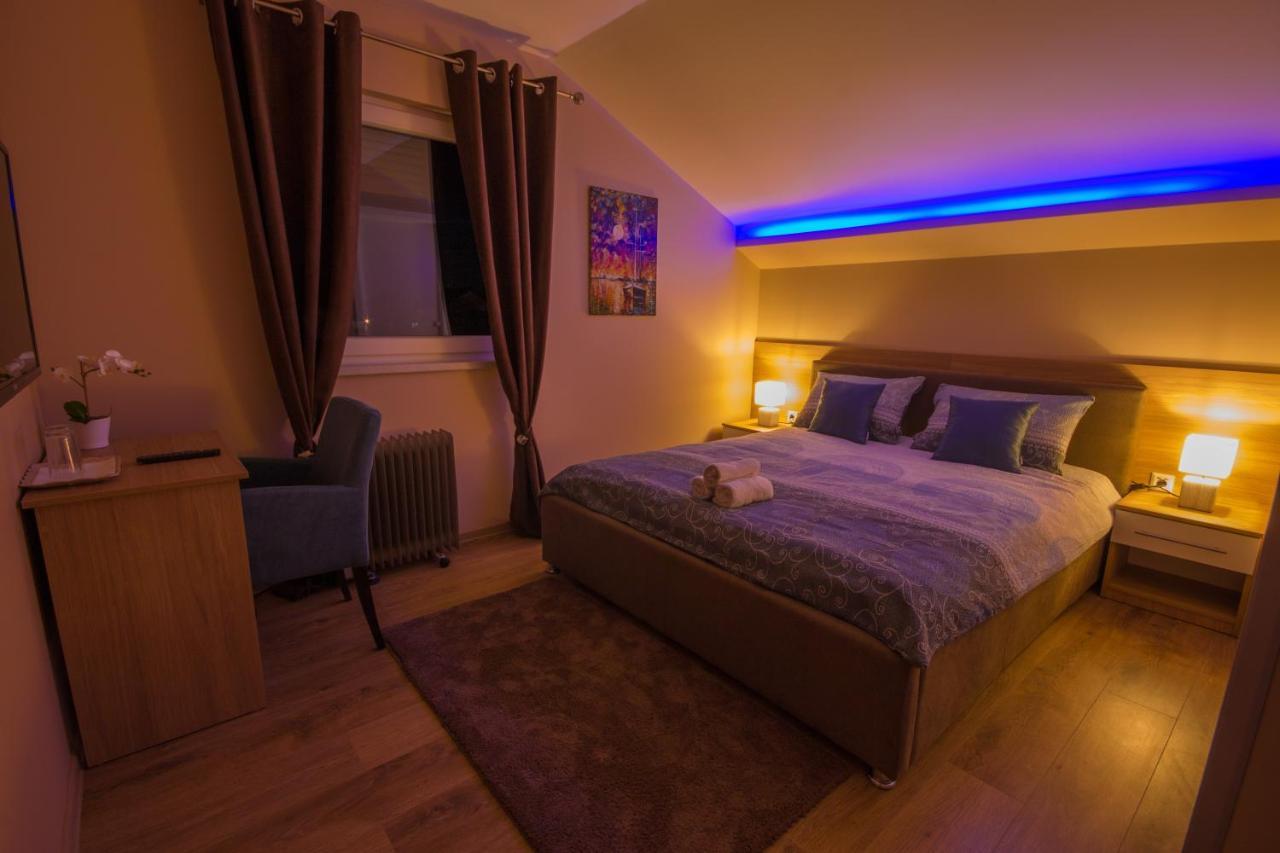 Gradiska Na Savi Apartmani I Sobe Esterno foto
