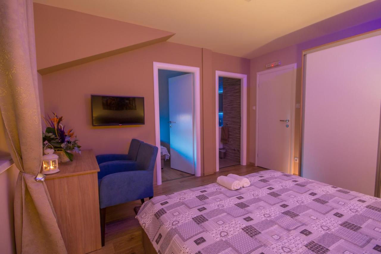 Gradiska Na Savi Apartmani I Sobe Esterno foto