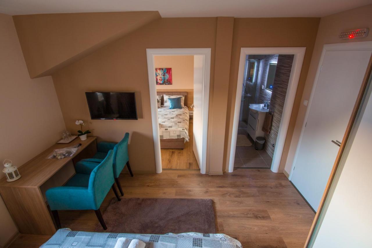 Gradiska Na Savi Apartmani I Sobe Esterno foto